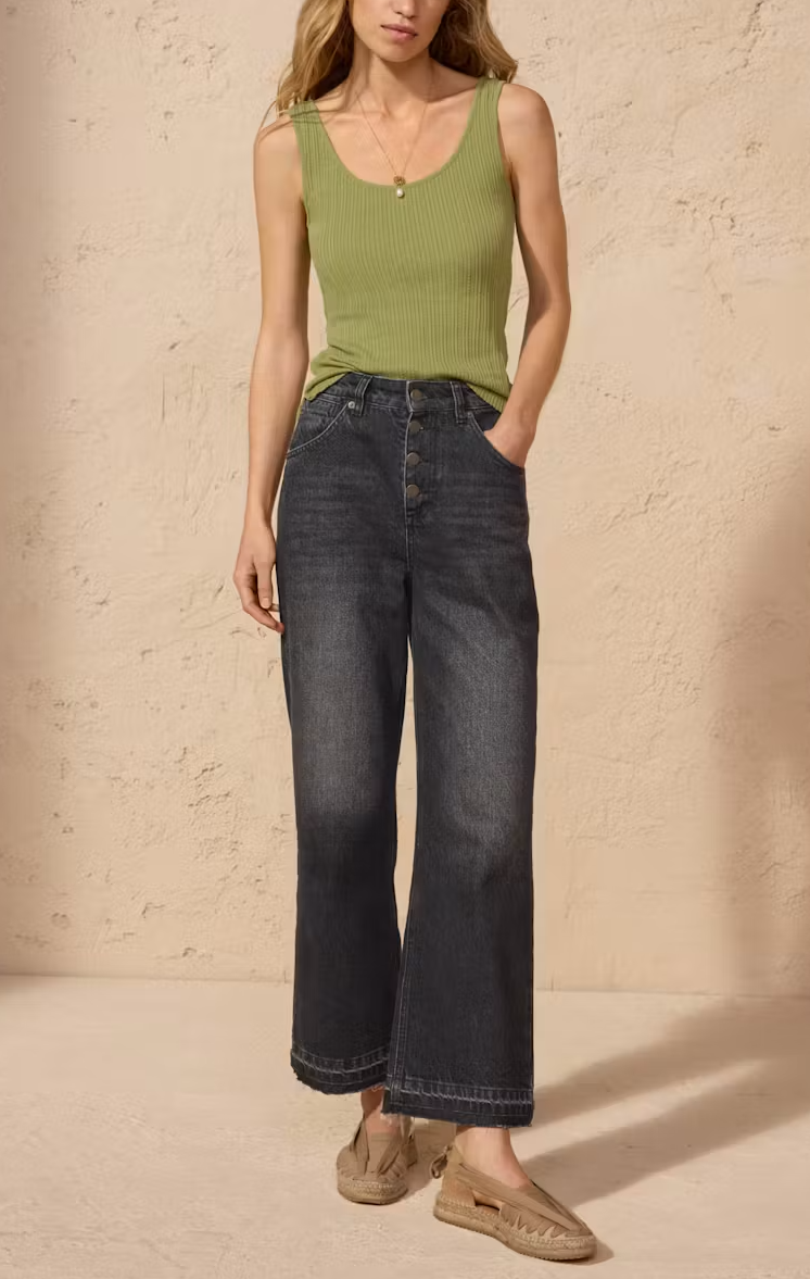 Fitted Scoop Neck Side Slit  Organic Cotton Rib Knit Tank Top